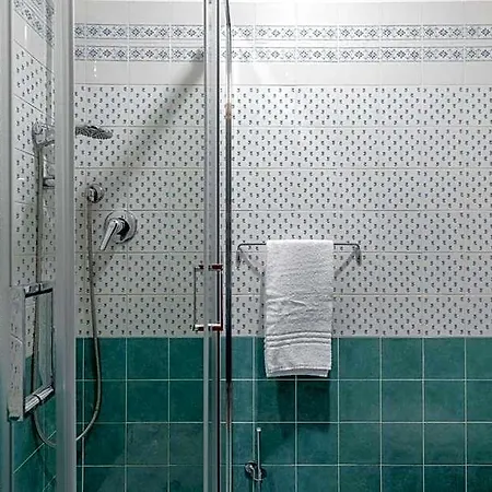 Residenza Vaticana 4* Řím